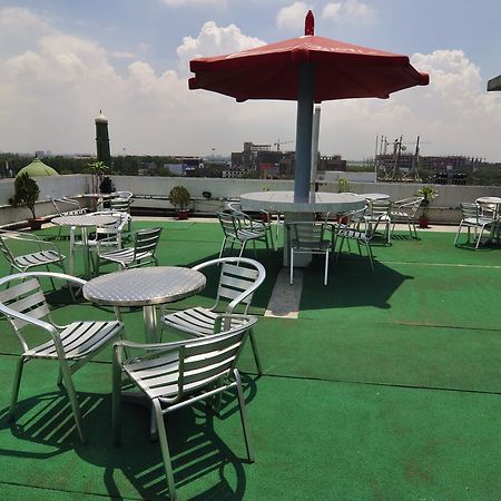 Holiday Xpress Dhaka Extérieur photo